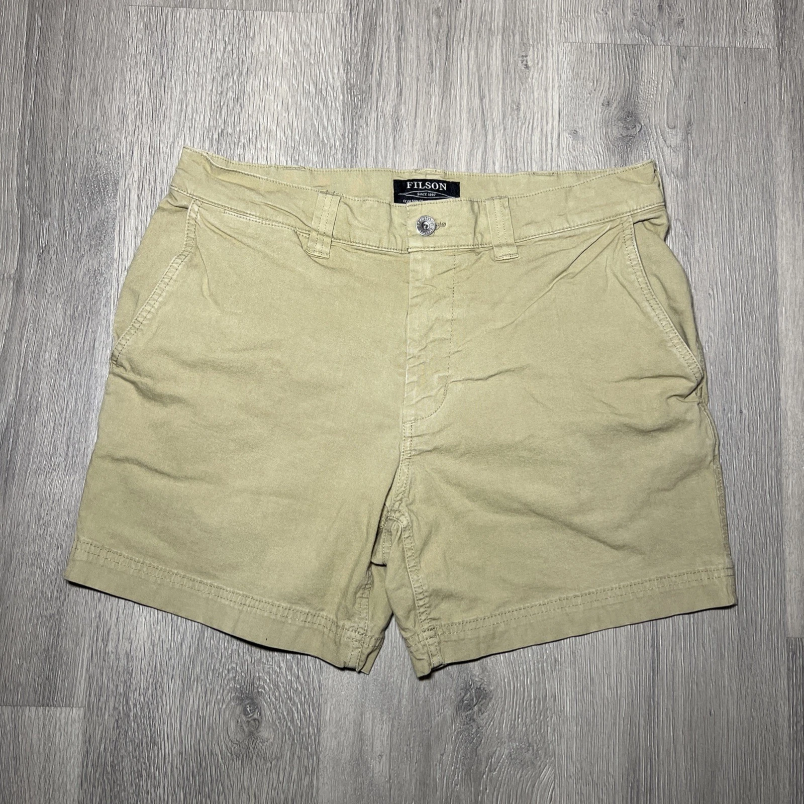 Filson Khaki Chino Shorts Mens 32 Lightweight Outdoor Hiking Casual Shorts Tan