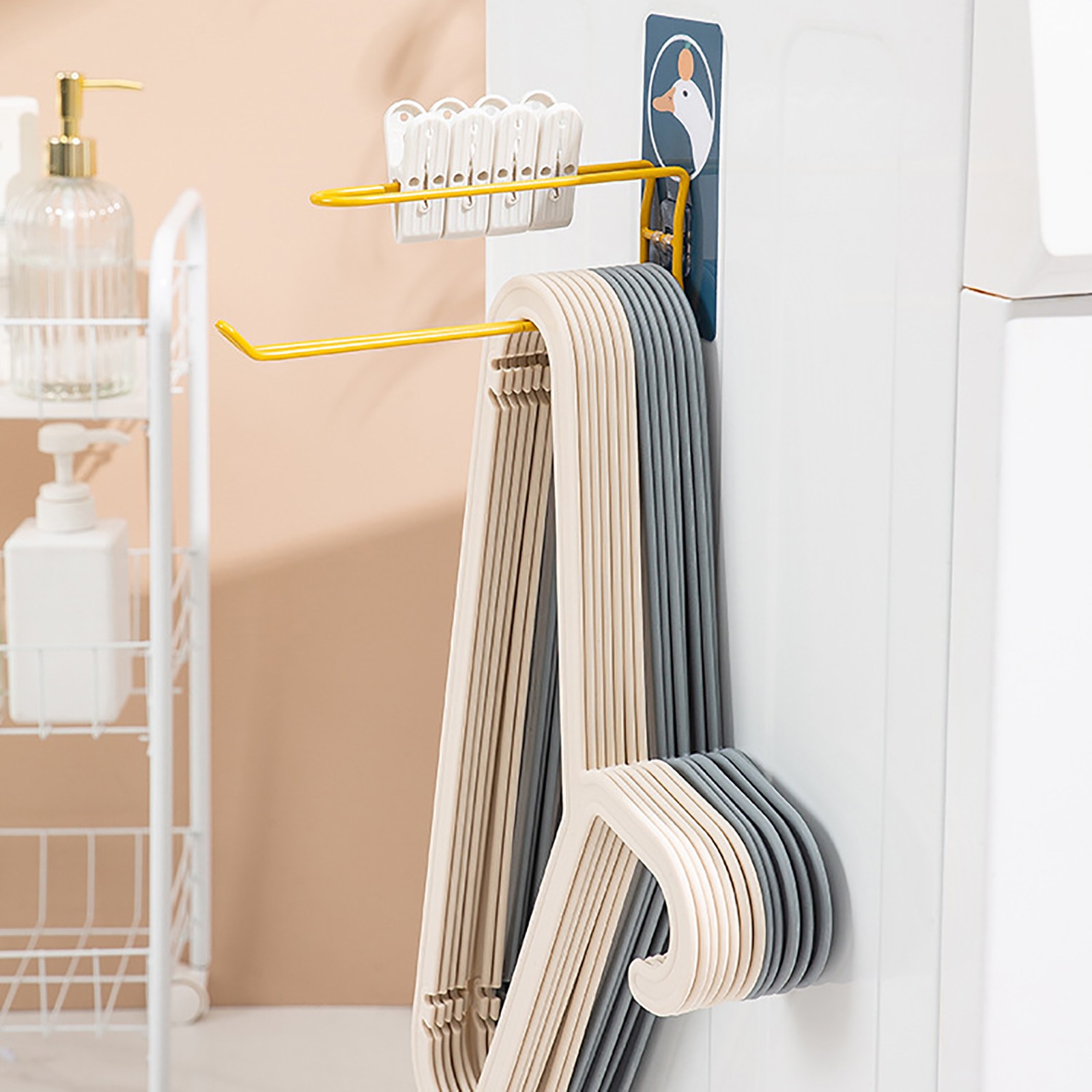 Cartoon Hanger Storage Rack Non-punch Wall Mounted Bear
