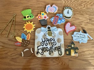 Coton Colors 13 Piece Lot - Plate Platter 12 Mini Attachments - Happy Everything