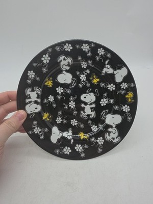 Peanuts Snoopy Ceramic Salad Plates Everyday Halloween or Easter Designs New