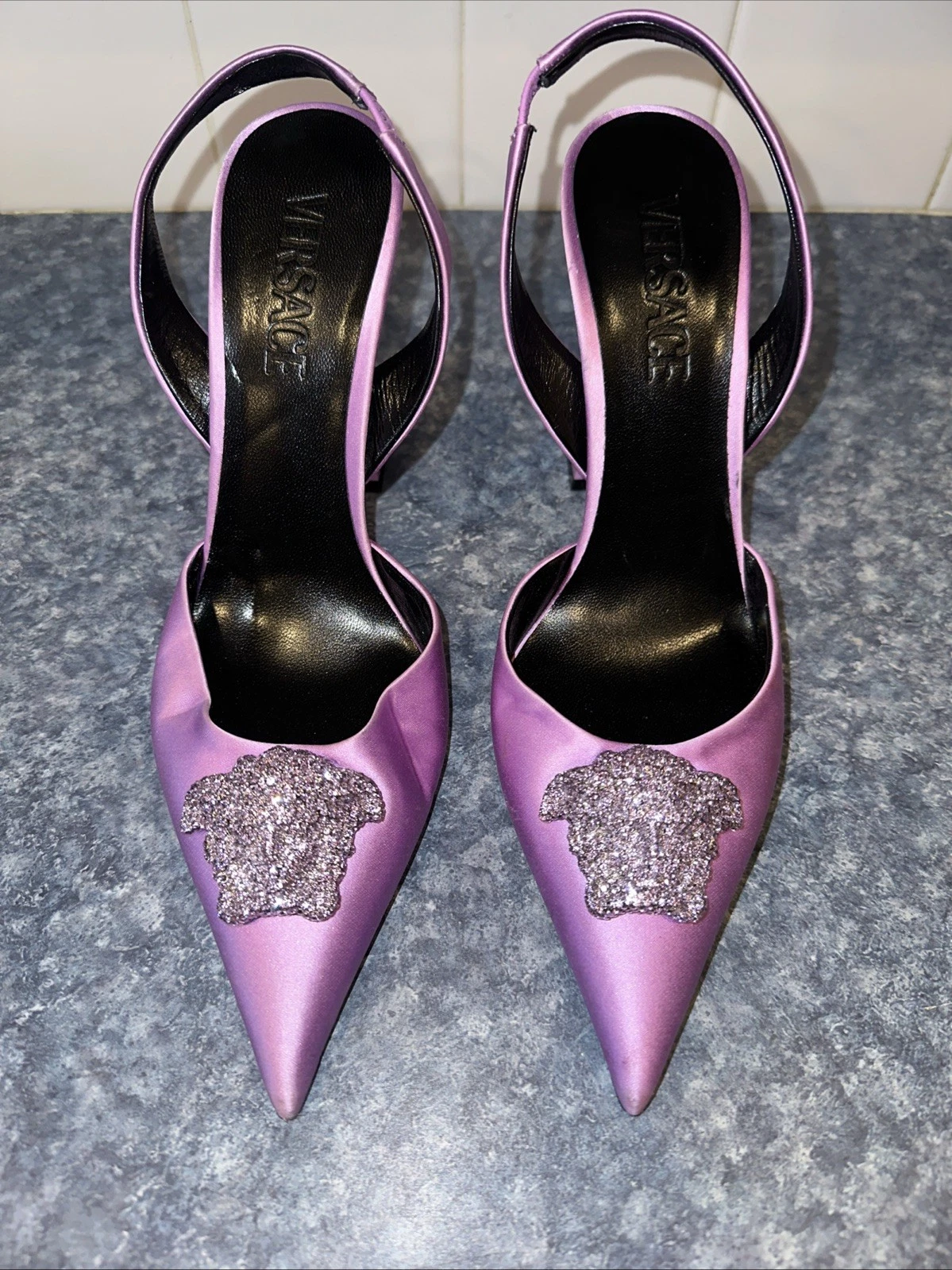 Versace — Versace La Medusa Crystal- Embellished Singkeback Pumps Sz EU38 US7.5