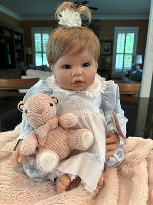 Lee Middleton  Thank Heaven For Little Girls  Doll With COA And Box *READ