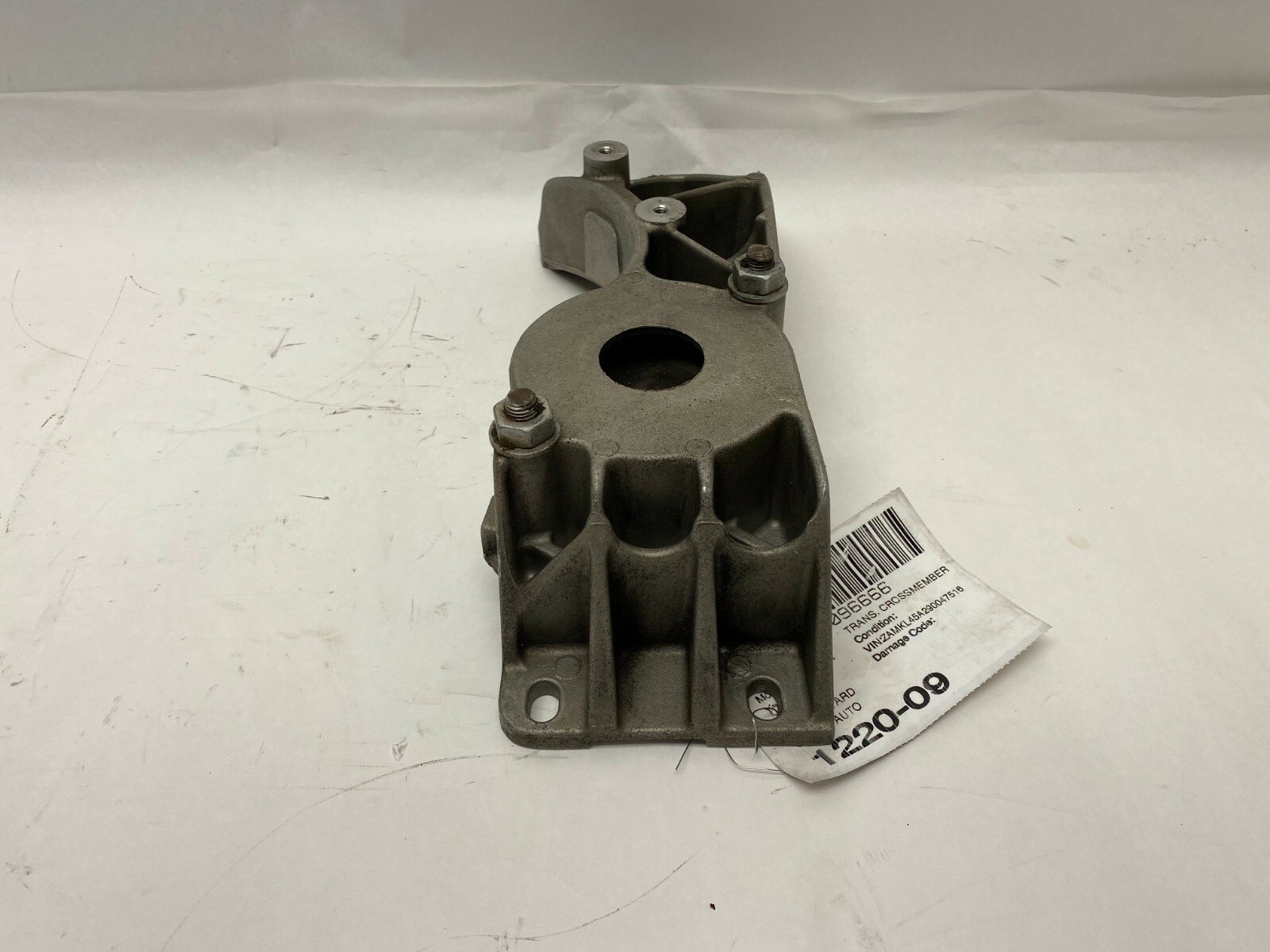 09-16 MASERATI GRANTURISMO M145 TRANSMISSION MOUNT SUPPORT BRACKET OEM