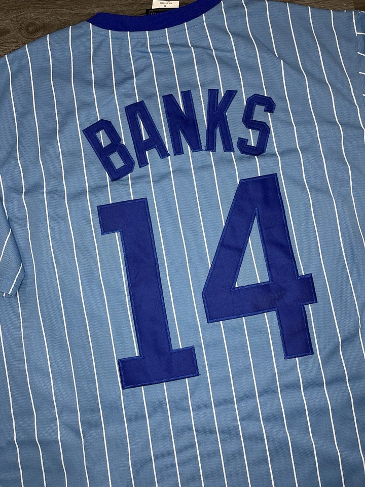 Camiseta Ernie Banks Chicago Cubs 1970 Wrigley 100th Cooperstown Hombre’s Grande Foto 3 de 3