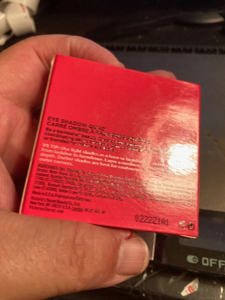 Victoria's Secret Radiant Eye Shadow Quad - No Angel - New-RARE FIND $18 RETAIL - Image 3 of 3