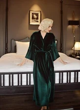 Women Velvet Robes Soft Fuzzy Kimono Bathrobe for Women Bridal Wedding Sleepwear