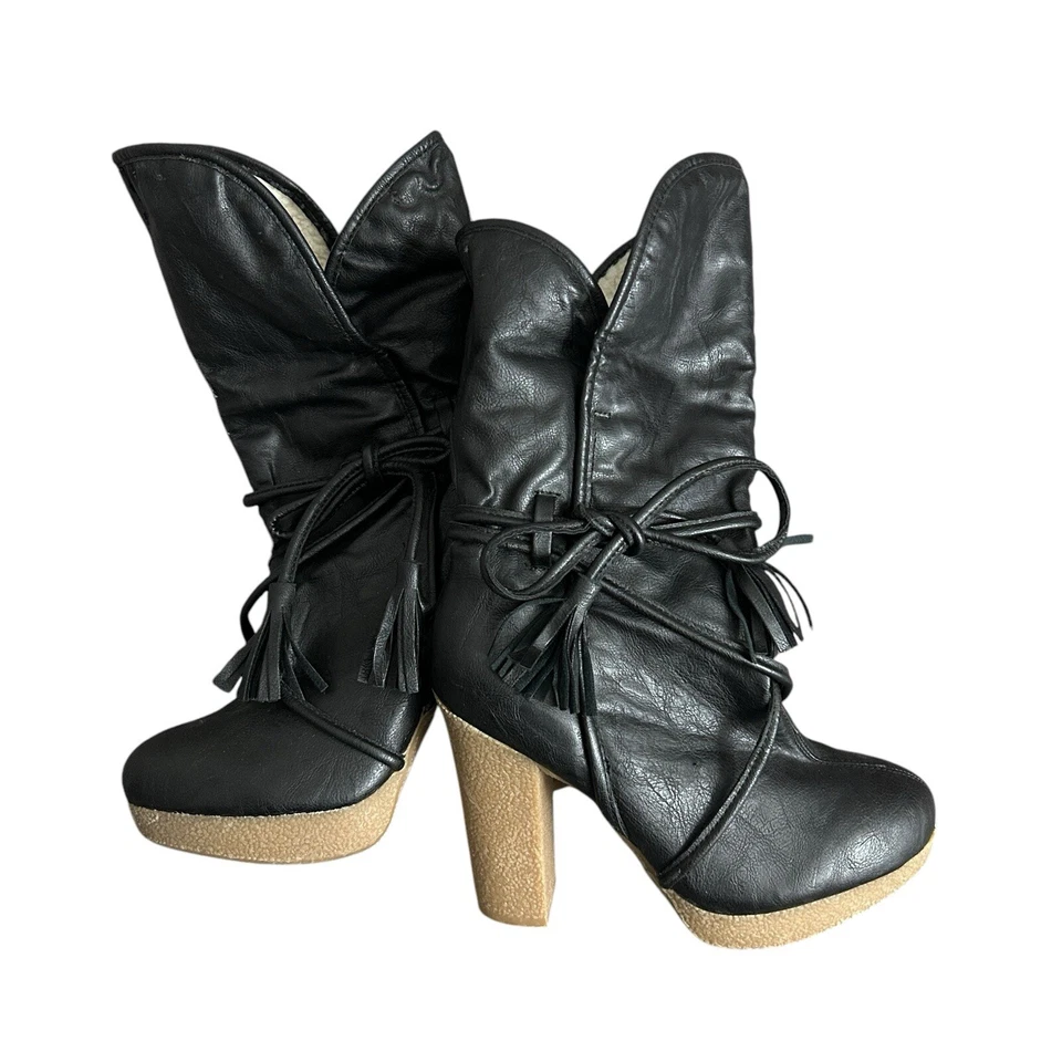 Botas Y2K Charlotte Russe Negras Plegables Tacón al Tobillo Talla 8 Forro Sherpa Preppy Foto 2 de 4