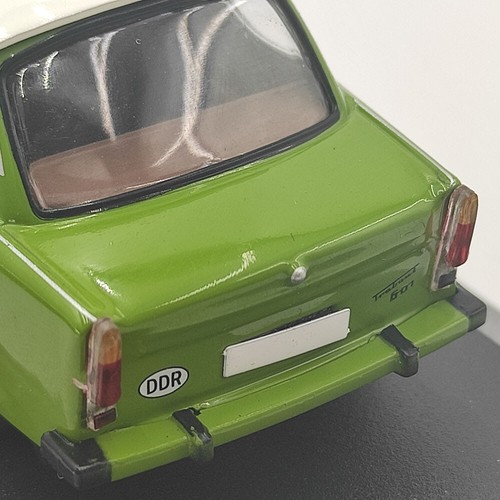 Diecast Atlas 1/64 Scale East German Trabant 601 Luxury Car Alloy - Picture 11 of 14