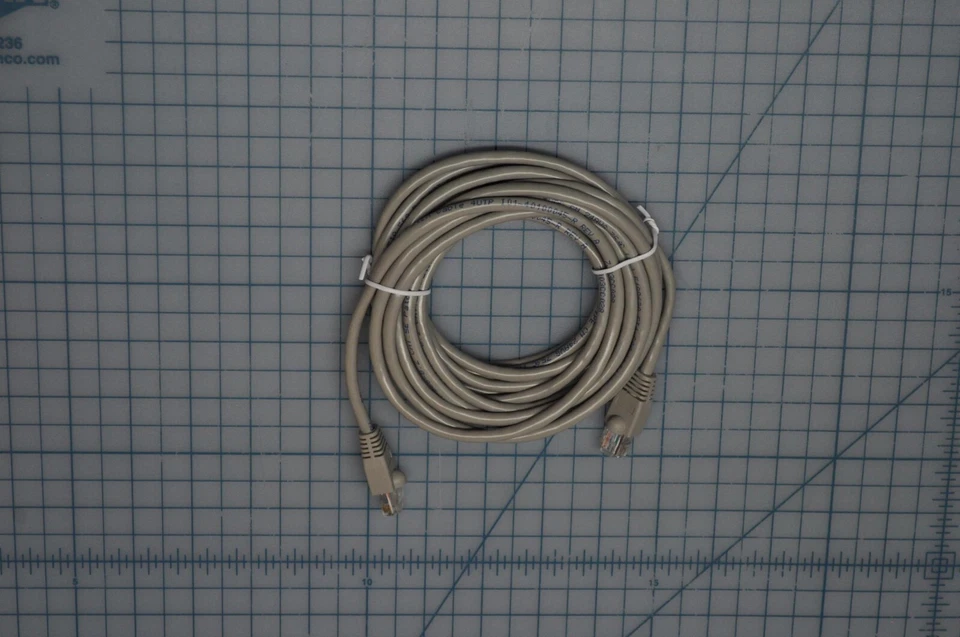 New IBM 4838 4.3M 13FT CAT5E Ethernet Cable - Image 2 of 2