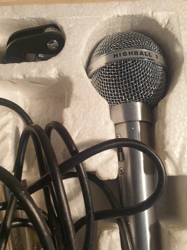 VINTAGE REALISTIC TANDY DYNAMIC MICROPHONE, BOXED. MODEL 33 - 985 CHROME FINISH - Picture 4 of 6