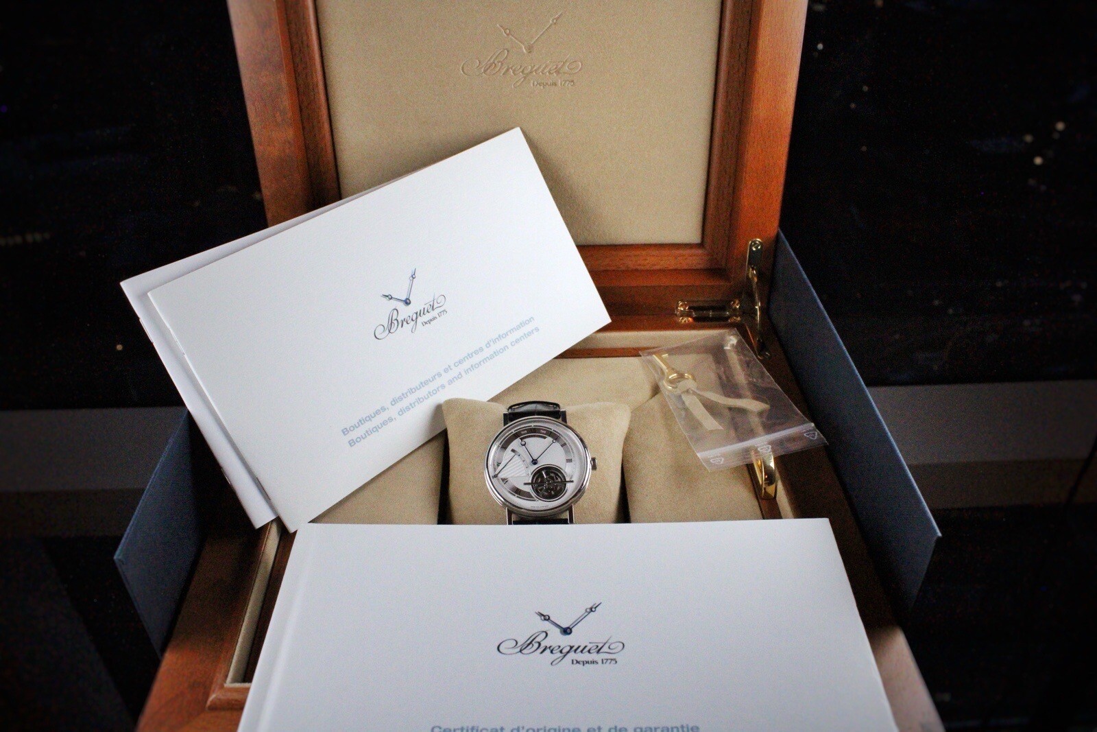 Breguet Classique Tourbillon Extra-Thin 5377 (Wor… - image 3