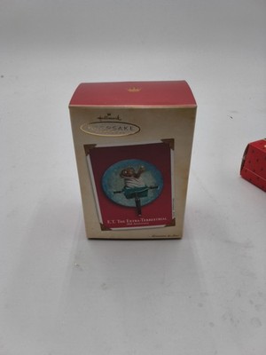 2002 E.T. The Extra Terrestrial 20th Anniversary Hallmark Keepsake Ornament NEW
