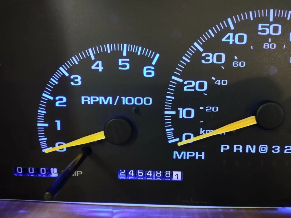 95-00 C/K TRUCK SUBURBAN TAHOE INSTRUMENT GAUGE CLUSTER SPEEDO TACH 245K REBUILT - Image 2 of 4