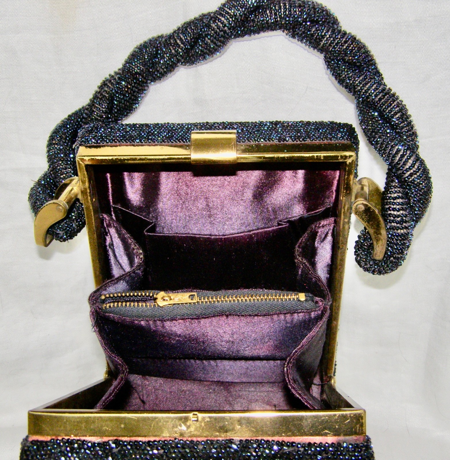 VINTAGE 1940’s STURDY FRAMED RECTANGULAR BEADED H… - image 13