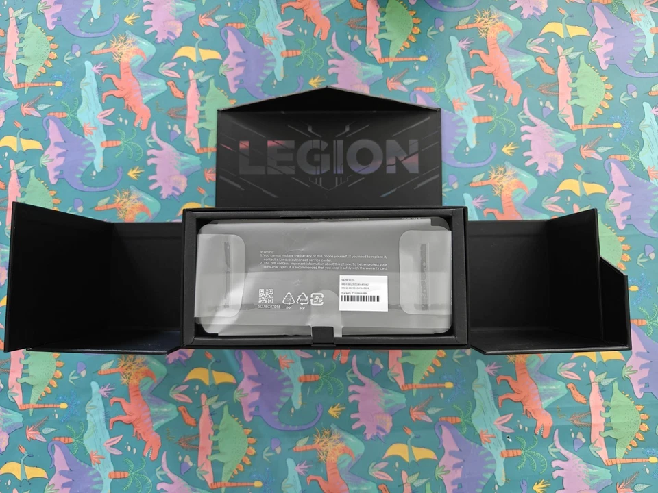 Lenovo Legion Duel (Unlocked) Boxed Gaming Smartphone 12GB/256GB - Image 3 of 4