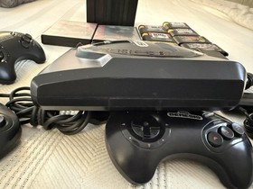 Original SEGA Genesis 1601 Lot: 1 Console, 3 Controllers, 15 Games READ