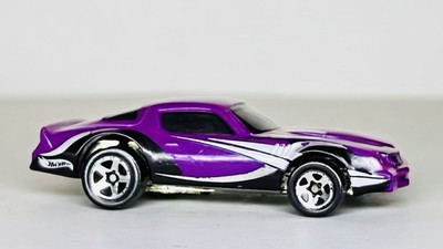 Hot Wheels Chevy Camaro Z28 Purple Die Cast 1982 Loose