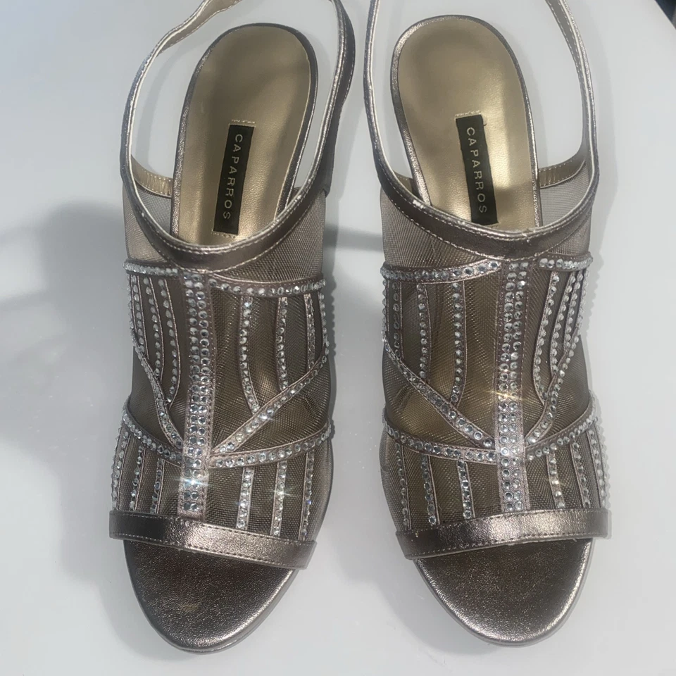 CAPARROS Mujer Talla 9.5 Dayton Champiñón Tacones Metálicos Punta Abierta Cordones Usado en Excelente Condición Foto 2 de 4