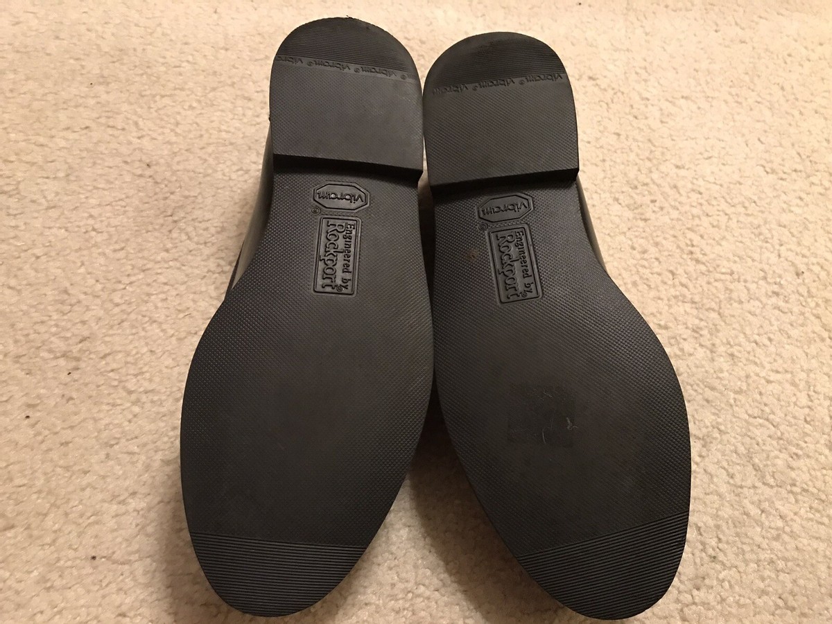 NWOT. Men’s Rockport hand sewn black leather tassel loafers. Vibram bottoms Men main image 2