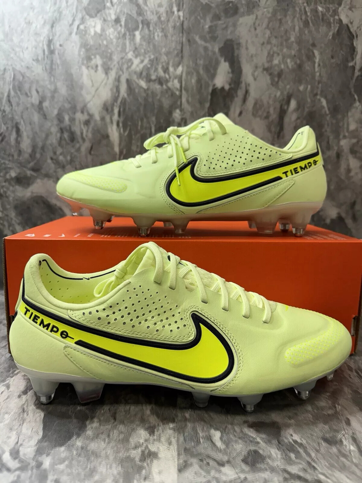 Кроссовки Nike Tiempo Legend 9 Elite SG-Pro AC P-Volt FD0273-705 sz 8 Мужские