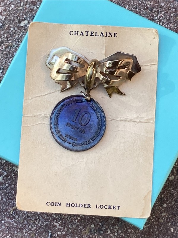 1949 CHATELAINE PIN Coin Holder ISRAEL “10” PRUTA / Hebrew & Arabic / EWER