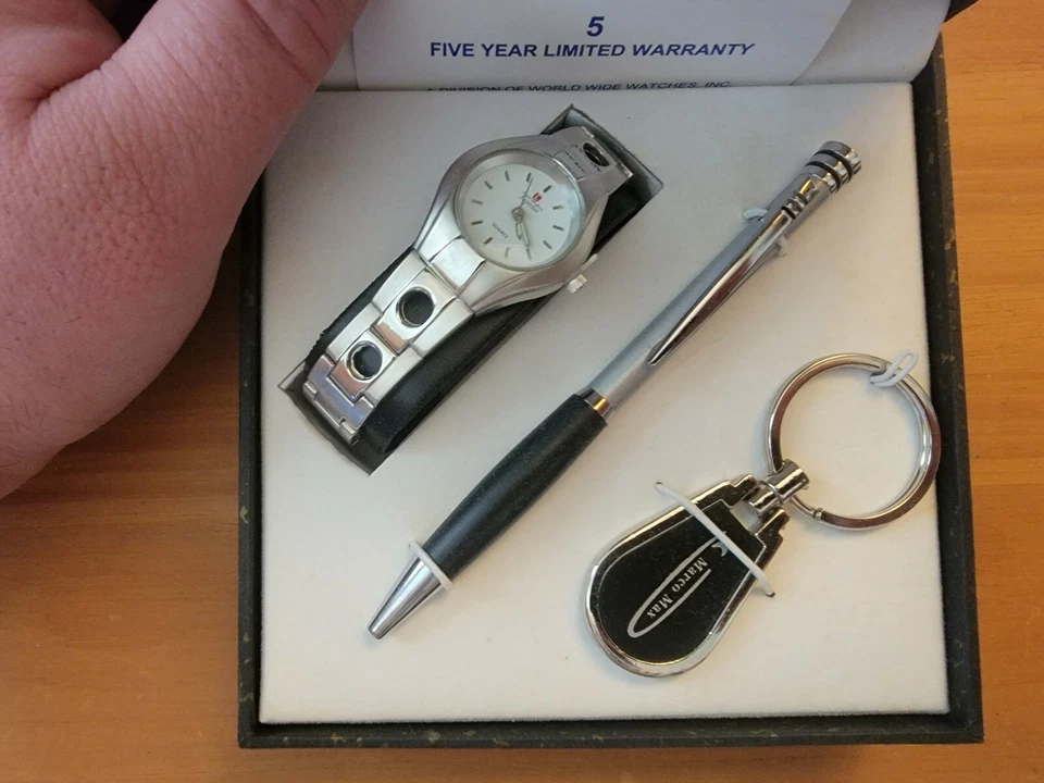 Marco Max Llavero de Bolsillo, Bolígrafo, Juego de Reloj NUEVO Unisex Acero Inoxidable Plata Foto 2 de 4