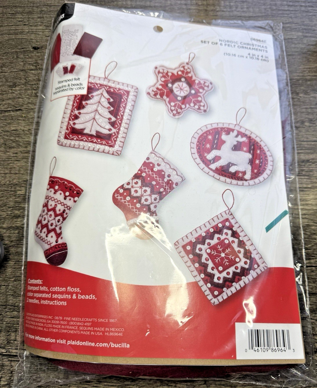 Plaid Bucilla Nordic Felt Christmas Ornament Kit 6 Ornaments