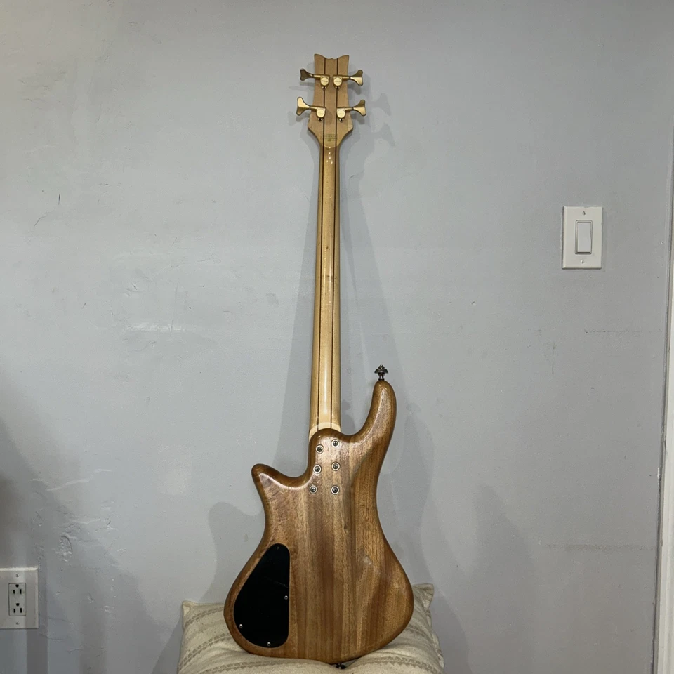 Schecter Stiletto diamond series Custom 4 bass - Image 2 of 4