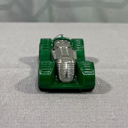 Hot Wheels Brit Speed Green Diecast Car 2009 #004 New Models 1:64 - Image 4 of 4