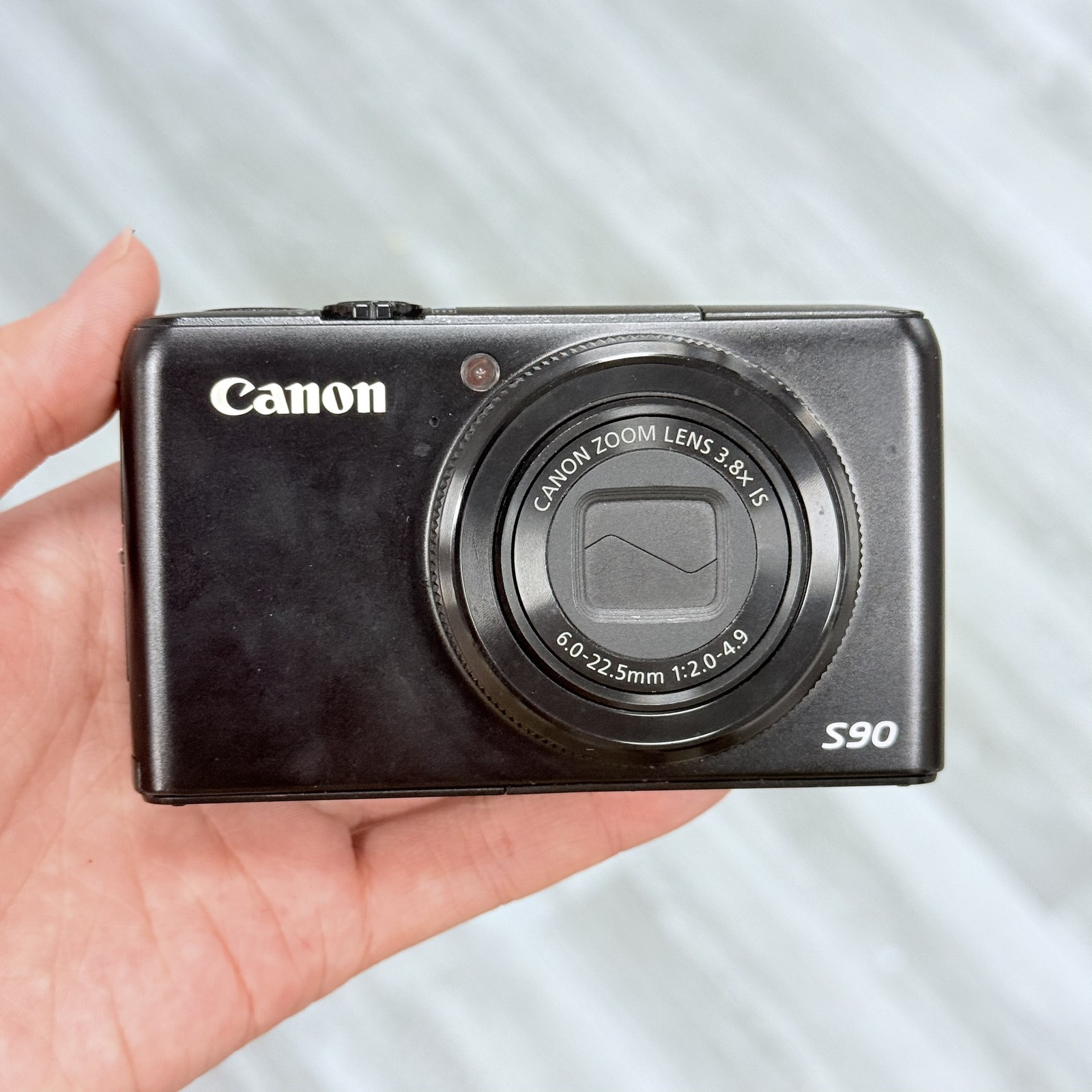 Canon PowerShot S90 vintage camera equipment - eBay listing photo 4
