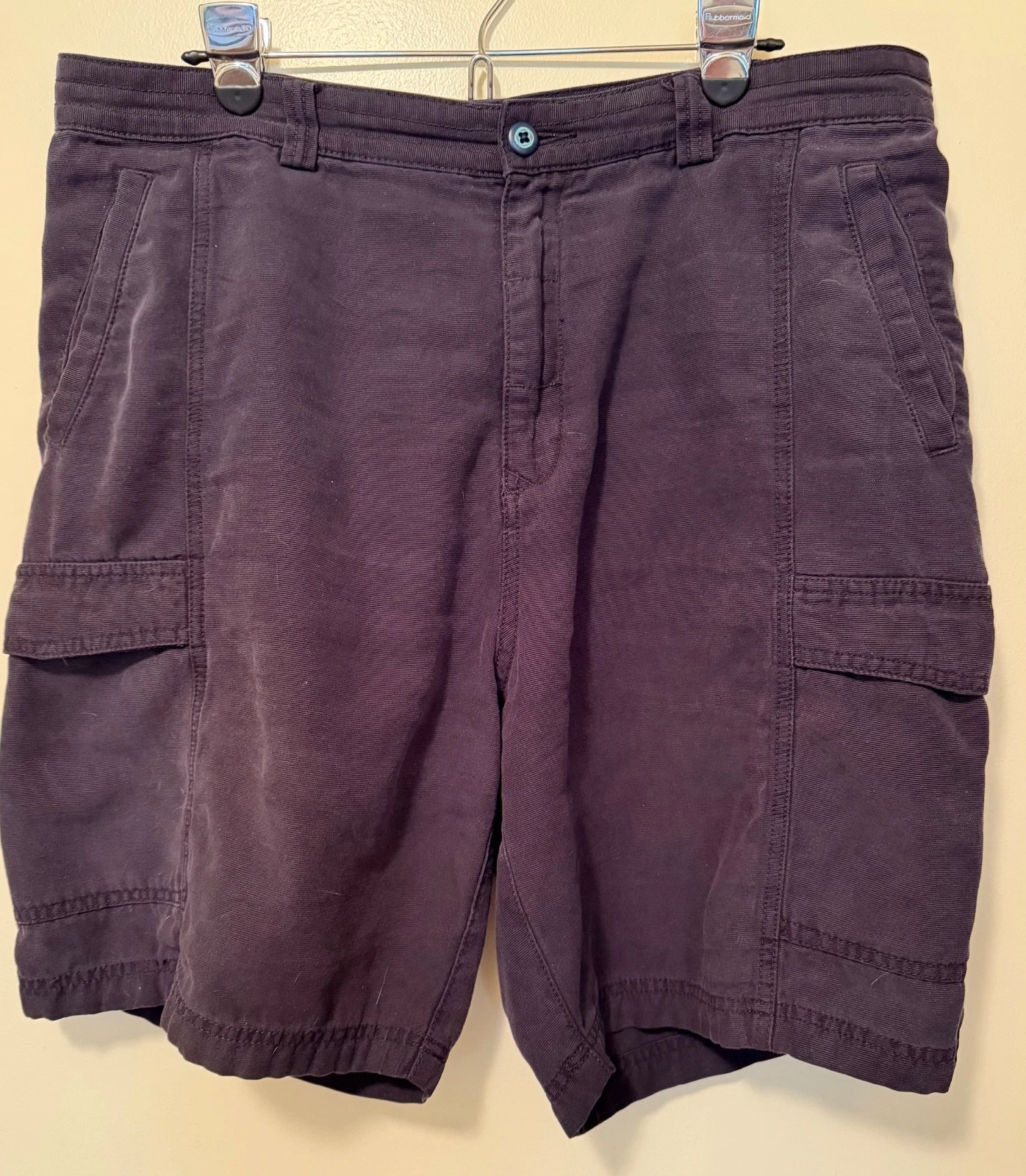 Tommy Bahama Relax Mens 36 Navy Cargo Shorts Tencel Cotton Blend