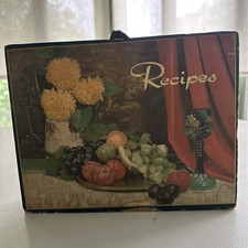 Vtg Recipe Holder Accordion File Organizer “Box” Flemish Style Art 10" x 8"