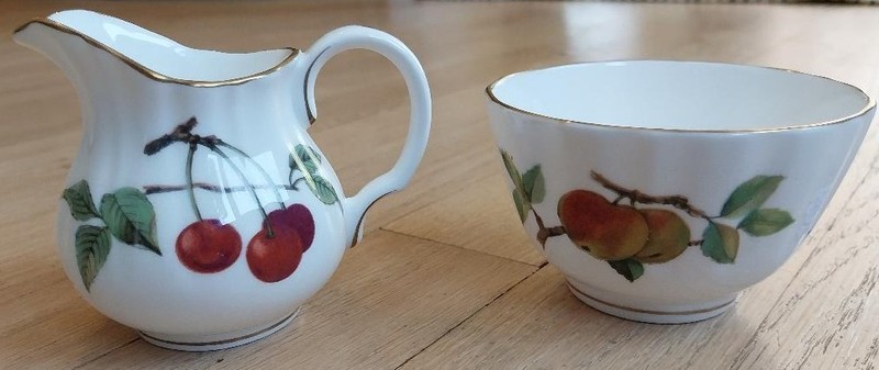 Vintage Royal Worcester fine bone china Arden mini creamer and sugar set, 3"