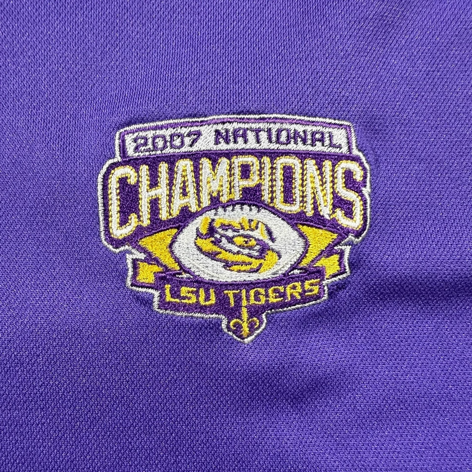 Camisa masculina LSU Tigers XL roxa 2007 campeões nacionais Nike golfe Dri Fit - Imagem 2 de 4