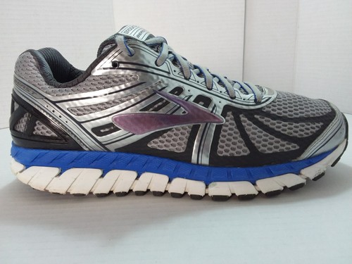 brooks beast size 9