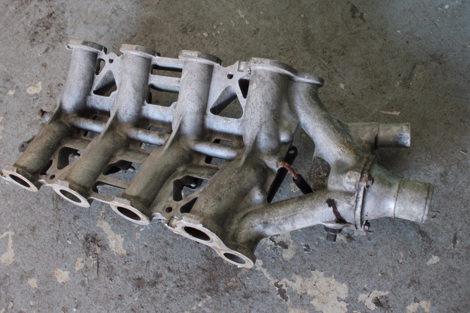 Weber Carburetor Manifold for Maserati Bora