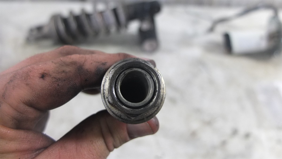07 Kawasaki ZX 14 ZX14 ZX1400 Ninja Swingarm Swing Arm Bolt Shaft