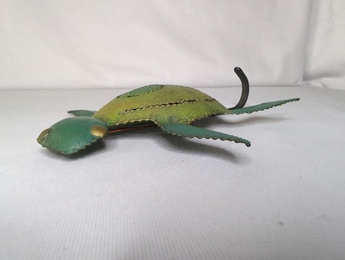 Vintage HAWAIIAN SEA TURTLE Handcrafted Metal Art Wall Hook Green Maui 6.5" - Picture 5 of 13