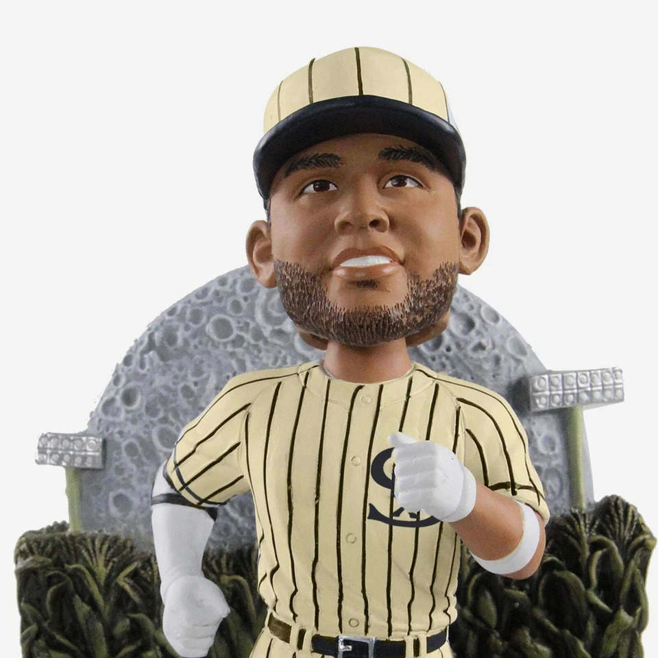 Yoan Moncada Chicago White Sox Dyersville Cornfield Bobblehead FOCO NEW ORIG BOX - Image 3 of 4