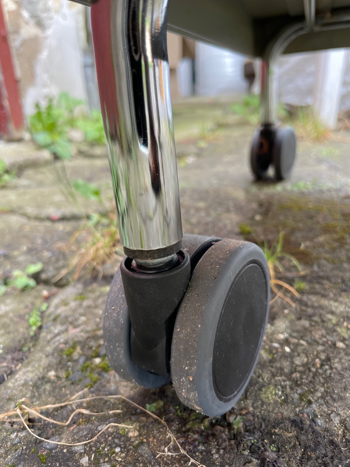 BEDSIDE TABLE METAL WHITE SWISS ARMY HOSPITAL WITH OR WITHOUT LIGHTING