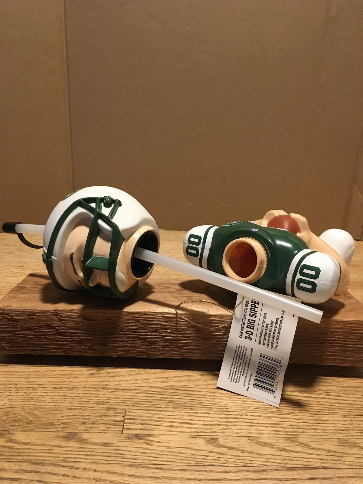 New York Jets NFL 3-D Big Sipper water bottle NEW! 