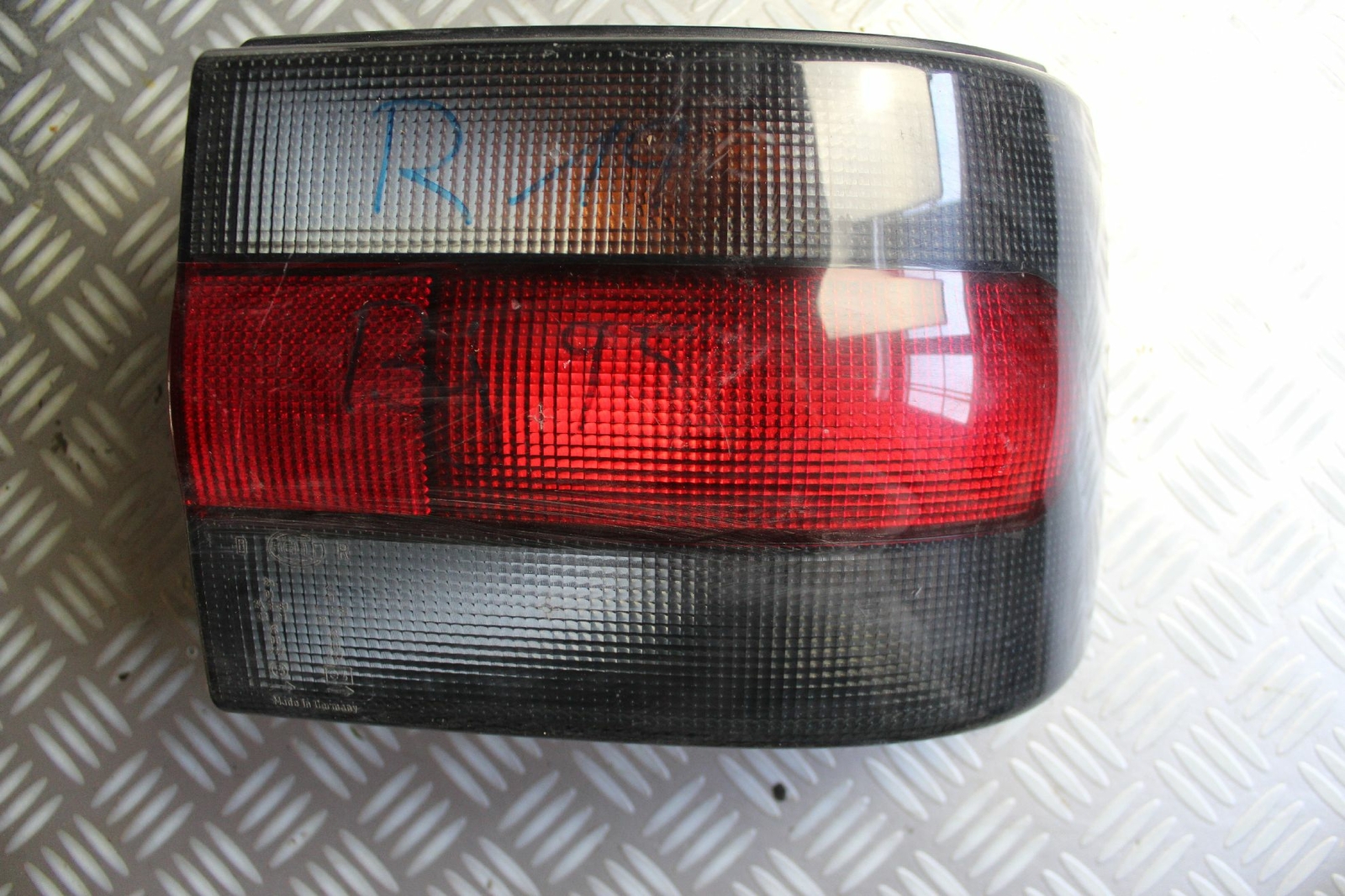 Rückleuchte rechts Renault 19 B/c53 7700815980 0km Tail Lamp Right 