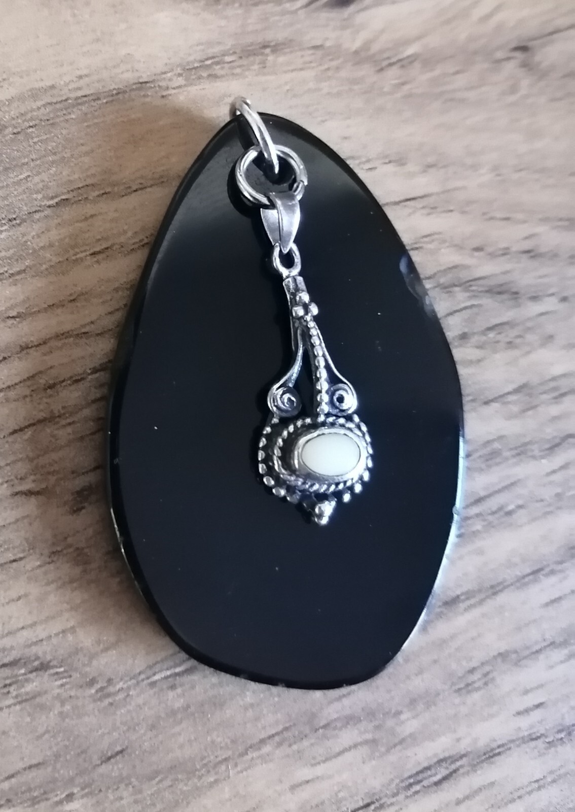 Picture 3 of 6