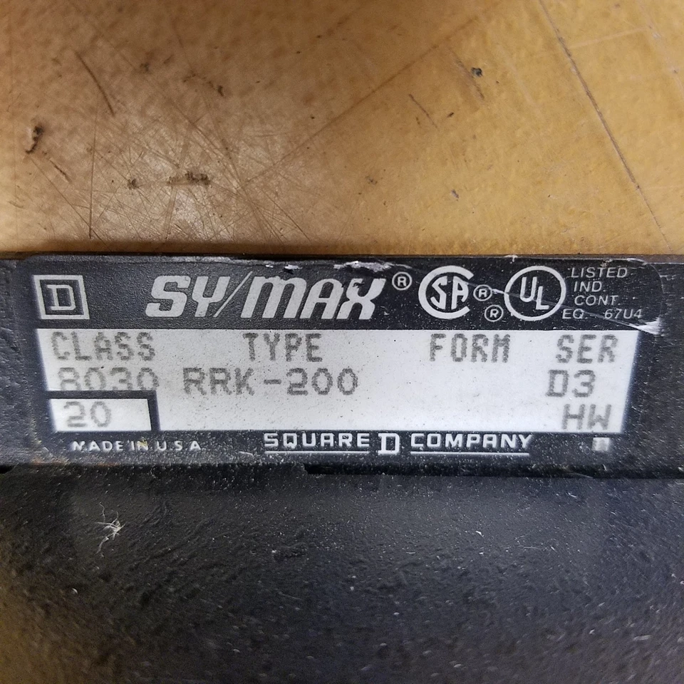 Square D SY/MAX 8030-RRK-200 Chassis, Class 8030, 9-Slot Rack, Series D3 - USED - Image 2 of 4