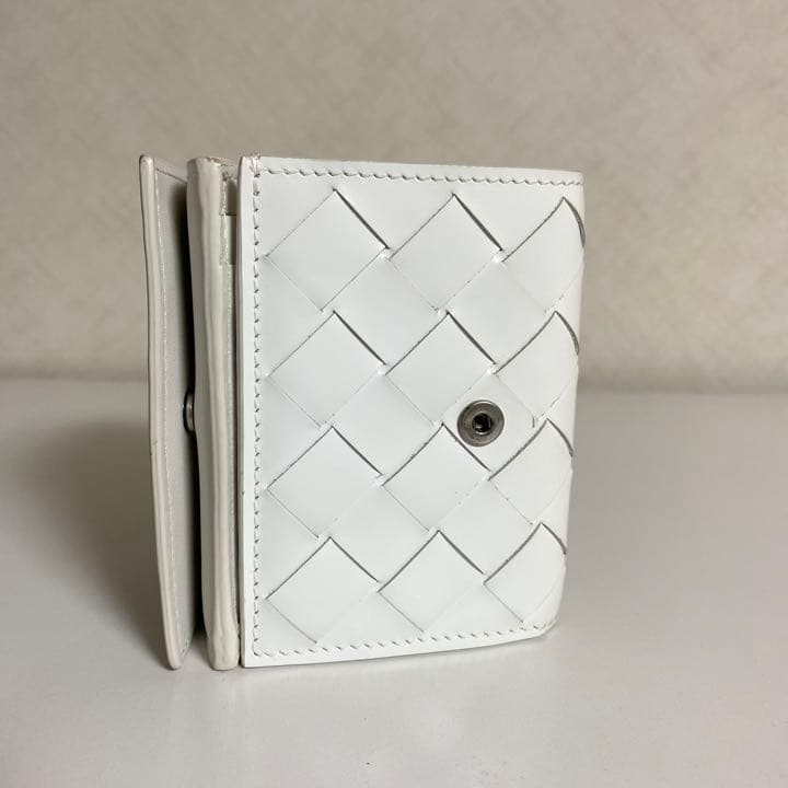 Bottega Veneta White Enamel Tri-Fold Wallet, Slightly Used, Card & Coin Slots J thumbnail 5