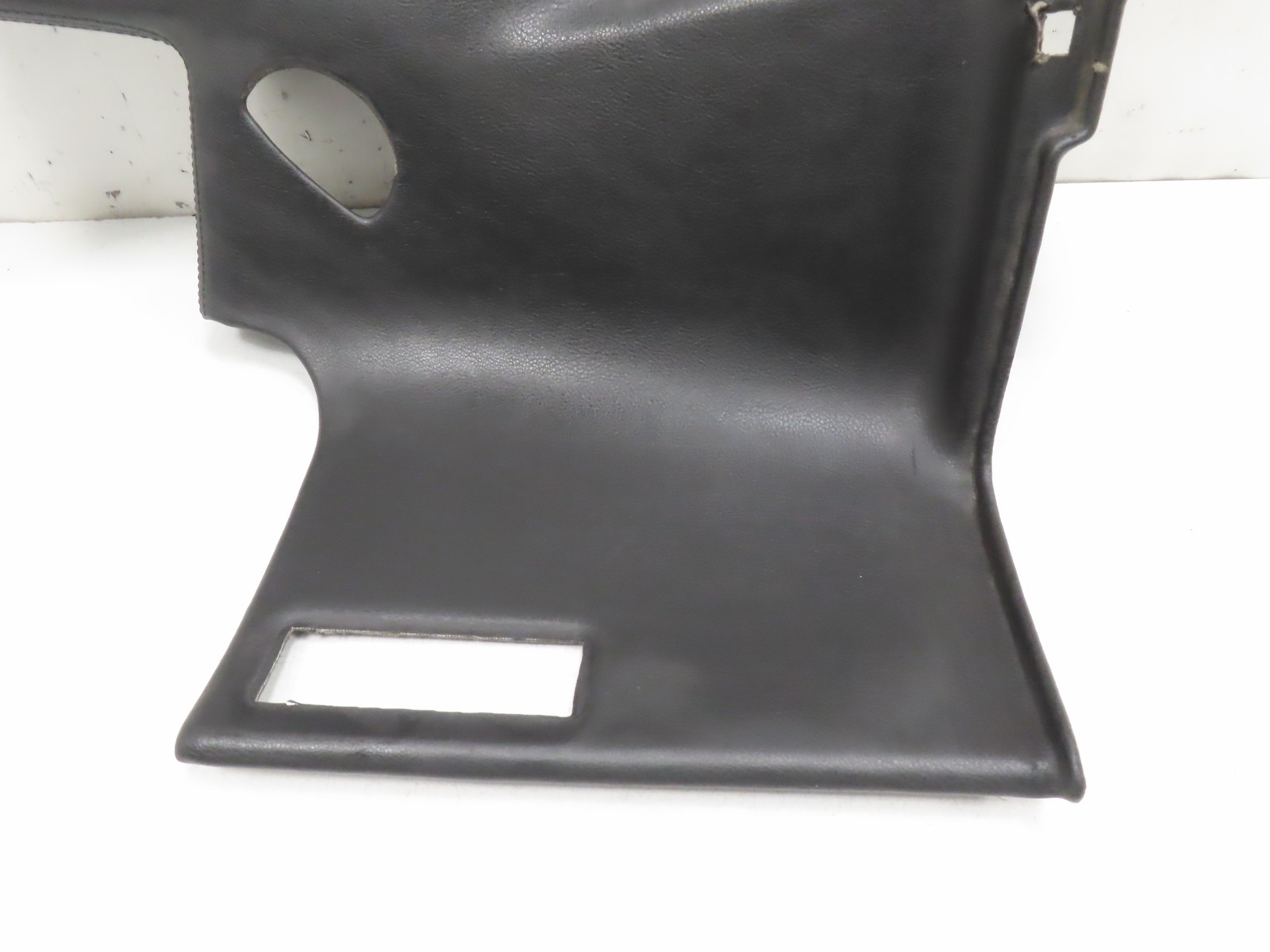 06 Lamborghini Gallardo #1310 Trim B-Pillar Quarter Panel Rear Left 408868417B