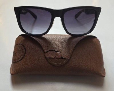 Ray-Ban RB4165 Wayfarer Justin Sonnenbrille, Herren, 54mm, Schwarz  