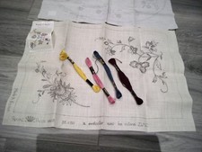 Ancien Kit Broderie Napperon à  Broder Royal Paris   Avec  Fil Echeveau DMC