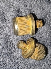 für Caminos Osiris Kaminofen,2x Klemmschrauben für Luftregler oben