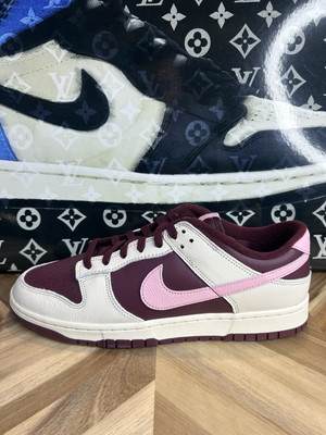 Nike Dunk Low Premium Valentine's Day Mens 12 DR9705-100 Rare